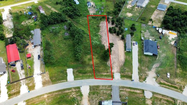 872 Road 5606, Cleveland, TX 77327