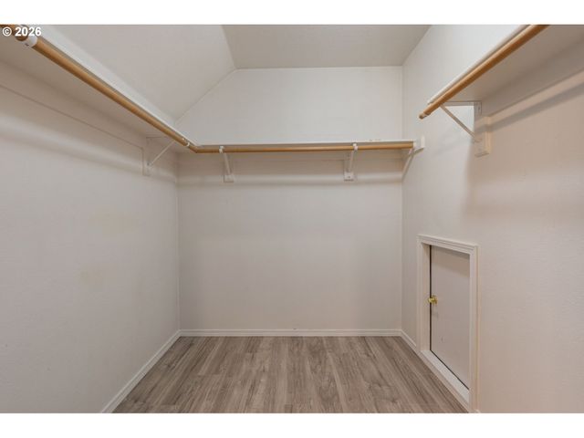 4650 SUMMERLINN Way, West Linn, OR 97068
