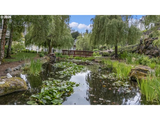 4650 SUMMERLINN Way, West Linn, OR 97068