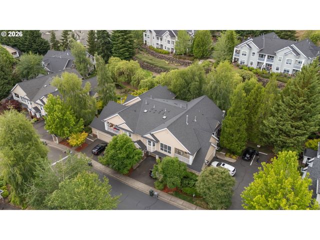 4650 SUMMERLINN Way, West Linn, OR 97068