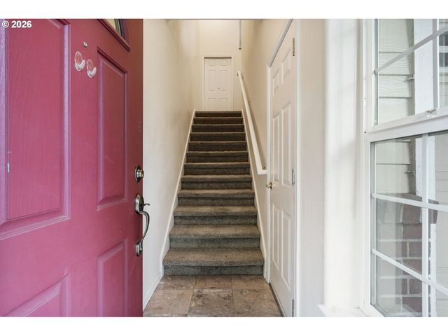 4650 SUMMERLINN Way, West Linn, OR 97068