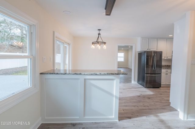 42 Livingston Lane, Manalapan, NJ 07726