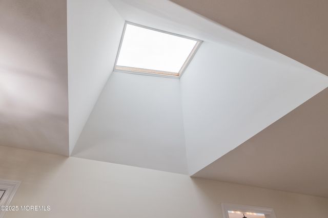 42 Livingston Lane, Manalapan, NJ 07726