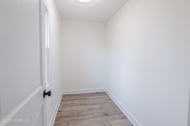 42 Livingston Lane, Manalapan, NJ 07726