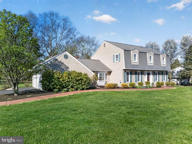 12 HAPP DR, Doylestown, PA 18901