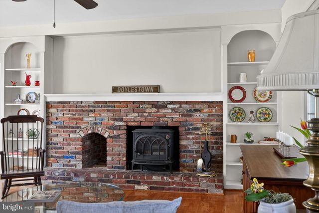 12 HAPP DR, Doylestown, PA 18901