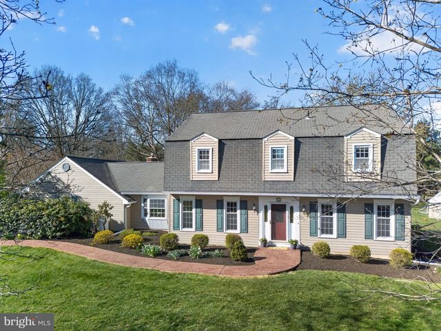 12 HAPP DR, Doylestown, PA 18901