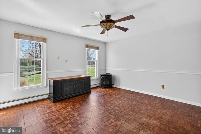 12 HAPP DR, Doylestown, PA 18901