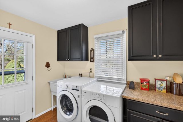 12 HAPP DR, Doylestown, PA 18901