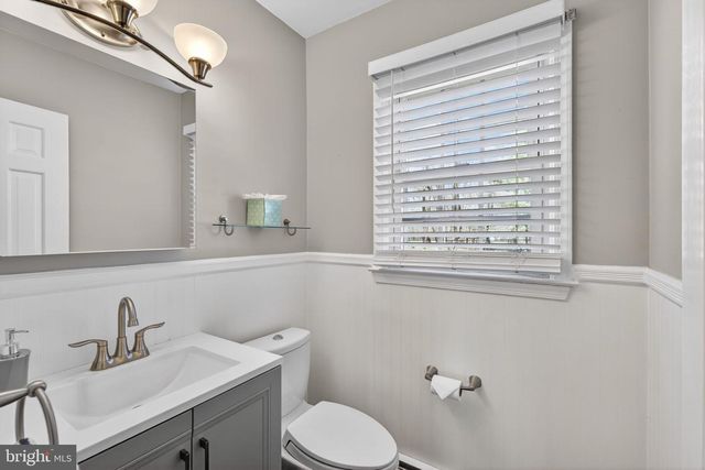 12 HAPP DR, Doylestown, PA 18901