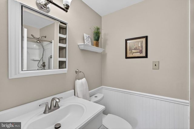 12 HAPP DR, Doylestown, PA 18901