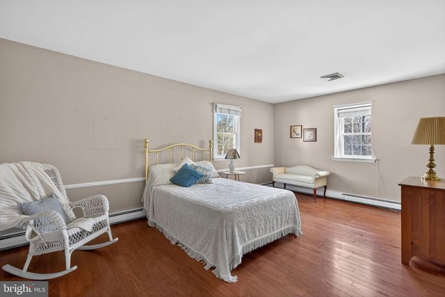 12 HAPP DR, Doylestown, PA 18901
