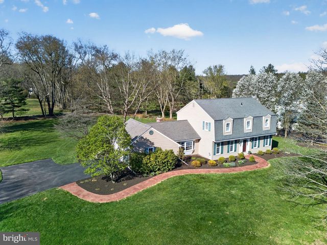 12 HAPP DR, Doylestown, PA 18901
