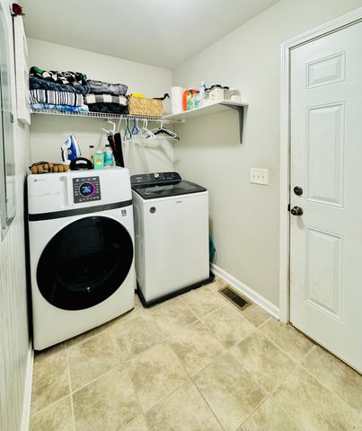 2000 Gallant Fox Ct, Mount Juliet, TN 37122