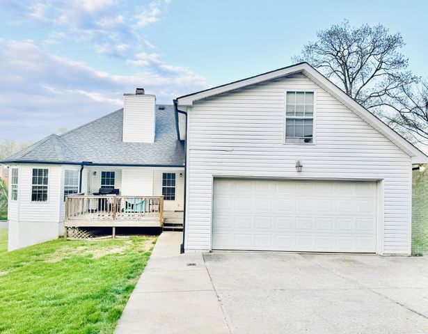 2000 Gallant Fox Ct, Mount Juliet, TN 37122