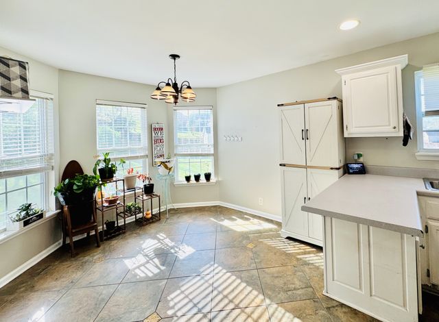 2000 Gallant Fox Ct, Mount Juliet, TN 37122