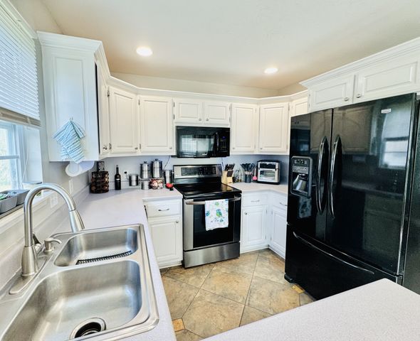 2000 Gallant Fox Ct, Mount Juliet, TN 37122