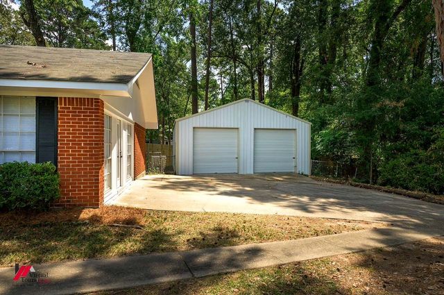 305 Pine Cone, Haughton, LA 71037