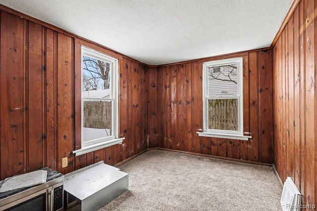 714 W 8th Street, Monroe, MI 48161