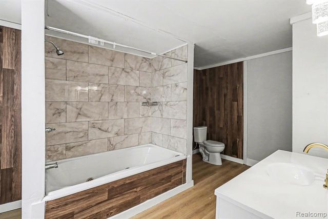 714 W 8th Street, Monroe, MI 48161