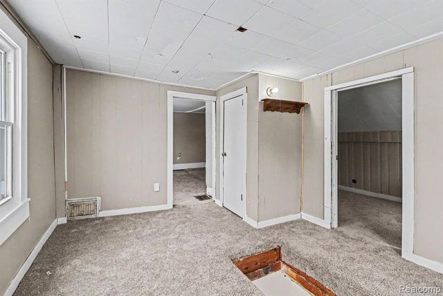 714 W 8th Street, Monroe, MI 48161