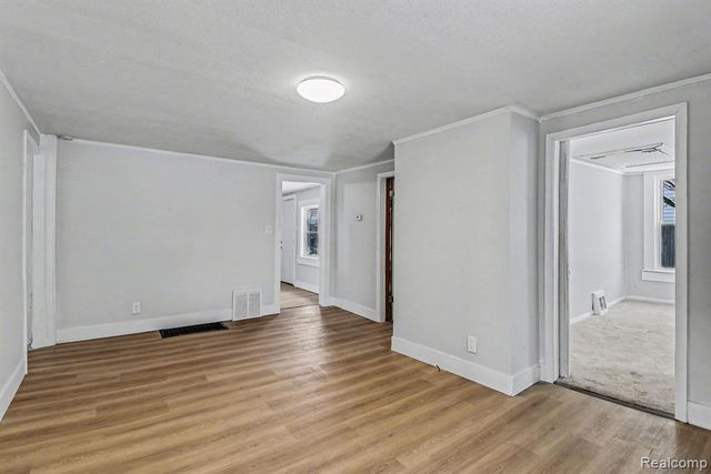 714 W 8th Street, Monroe, MI 48161