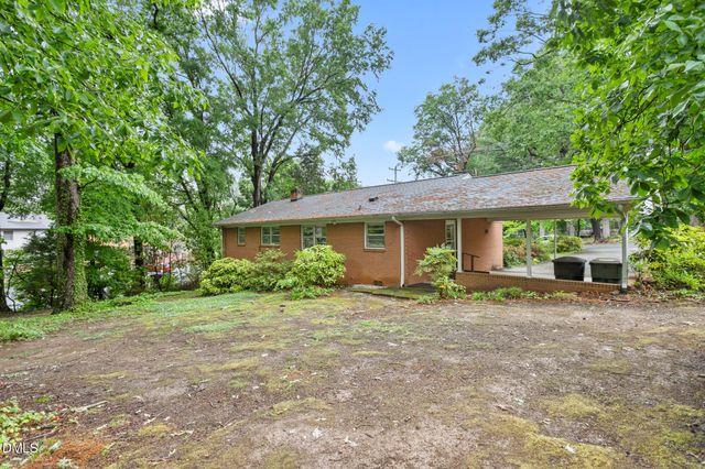 215 Trail Eight, Burlington, NC 27215