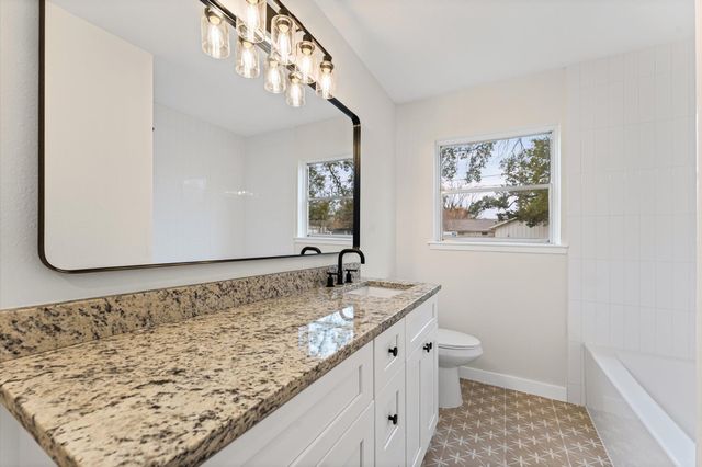 7102 Sharpview Drive, Houston, TX 77074