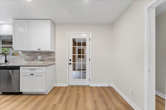 7102 Sharpview Drive, Houston, TX 77074