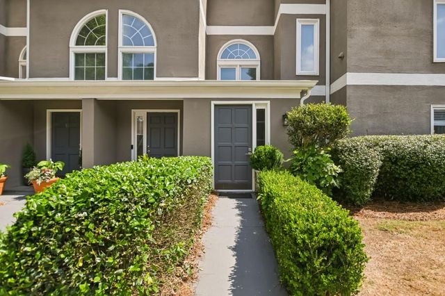 15 Brittany Way 15, Atlanta, GA 30324