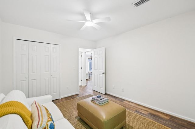 15 Brittany Way 15, Atlanta, GA 30324