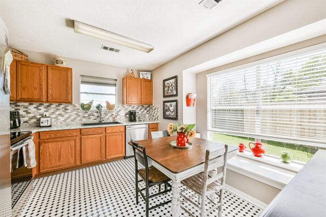 17710 Gimbals Way, Crosby, TX 77532