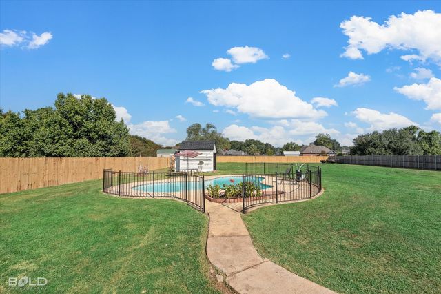 5505 Hickory Ridge Drive, Bossier City, LA 71111