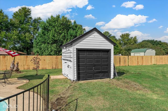 5505 Hickory Ridge Drive, Bossier City, LA 71111