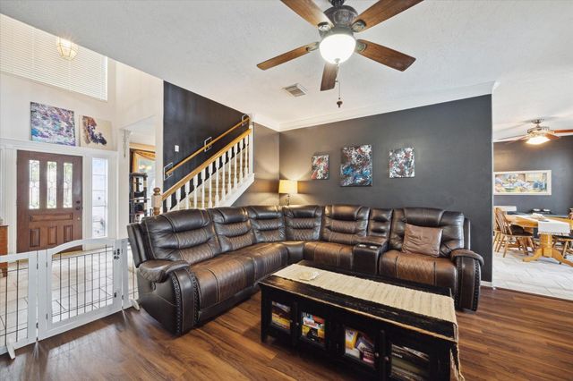 2326 Pin Hook Court, Seabrook, TX 77586