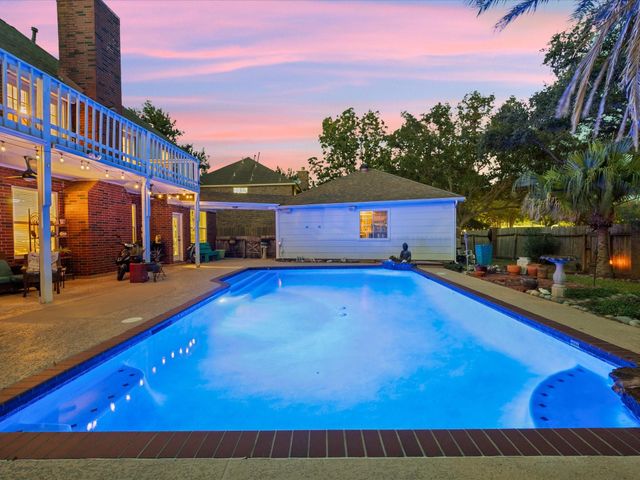 2326 Pin Hook Court, Seabrook, TX 77586