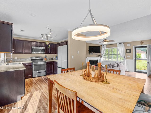 165 Parnell Road, Hubert, NC 28539