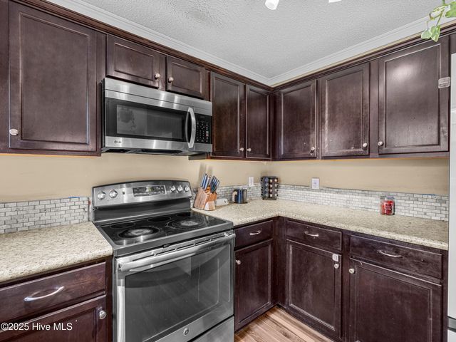 165 Parnell Road, Hubert, NC 28539