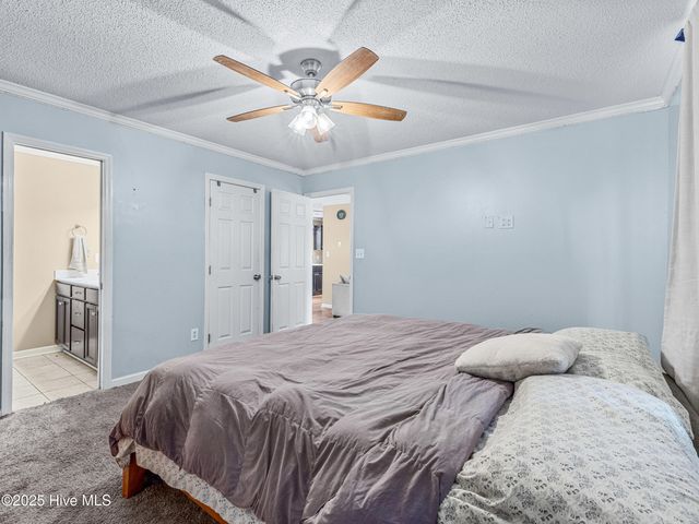 165 Parnell Road, Hubert, NC 28539