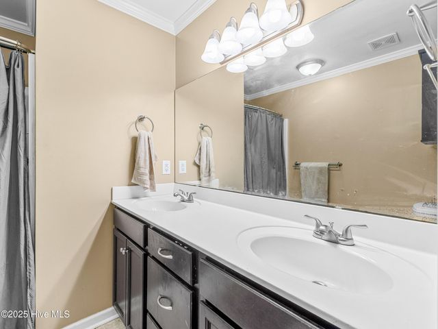 165 Parnell Road, Hubert, NC 28539