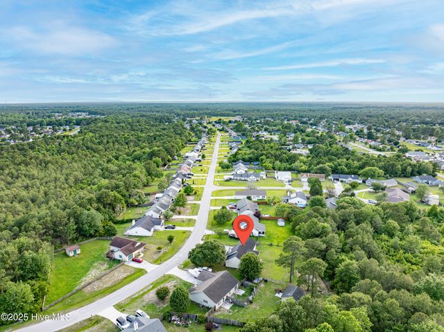 165 Parnell Road, Hubert, NC 28539