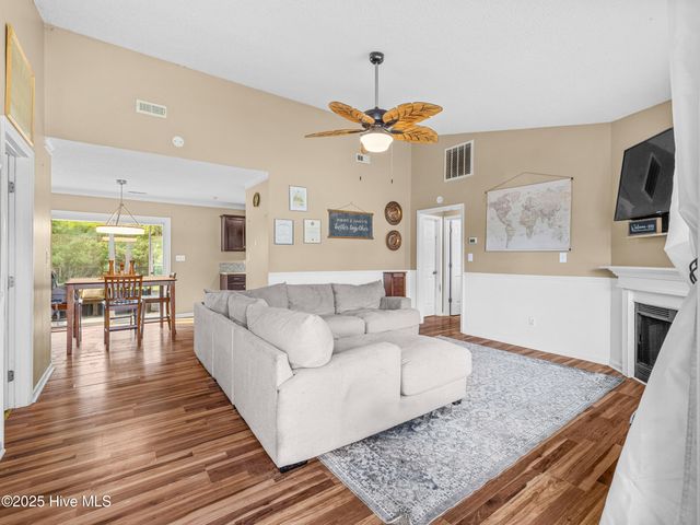 165 Parnell Road, Hubert, NC 28539