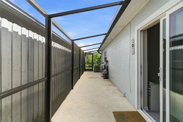 6401 N HALE AVENUE, Tampa, FL 33614