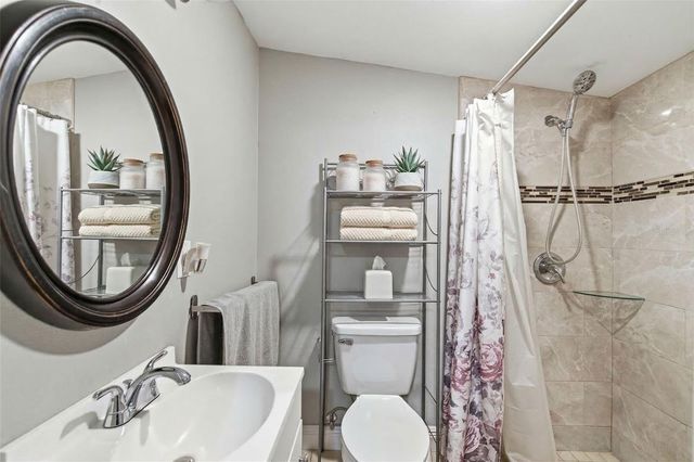 6401 N HALE AVENUE, Tampa, FL 33614