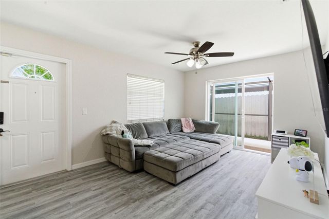 6401 N HALE AVENUE, Tampa, FL 33614