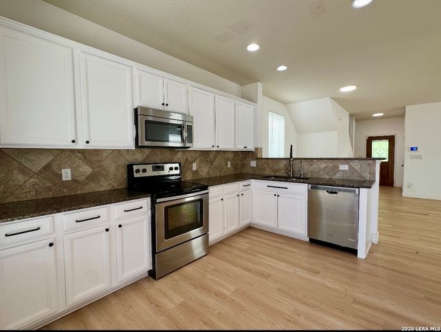 443 Harvest Pt, Schertz, TX 78154