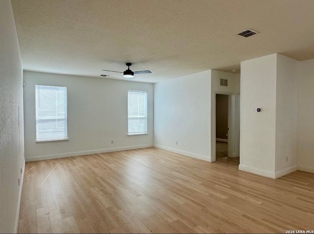 443 Harvest Pt, Schertz, TX 78154