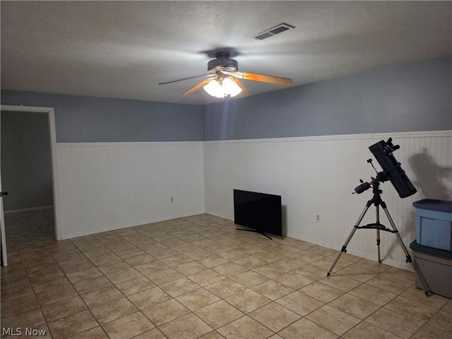 578 Parkside Reserve Street, Wellington, OH 44090