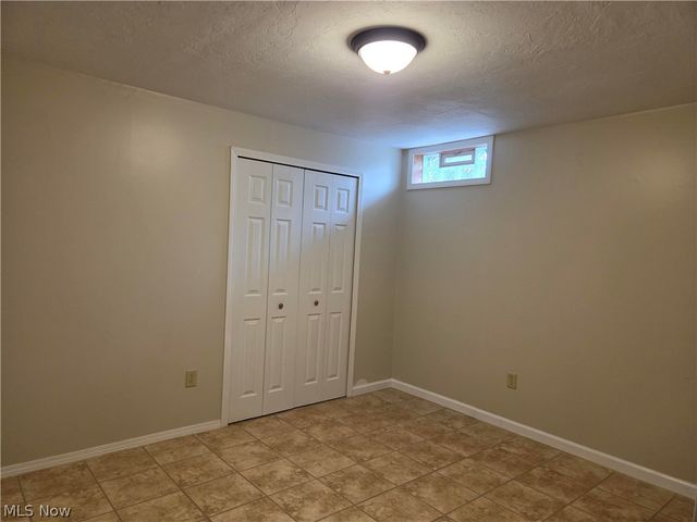 578 Parkside Reserve Street, Wellington, OH 44090