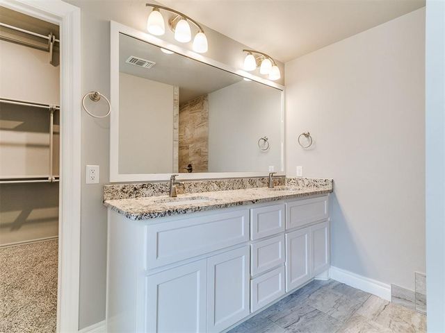 2009 Hidden Prairie Court, Edmond, OK 73013